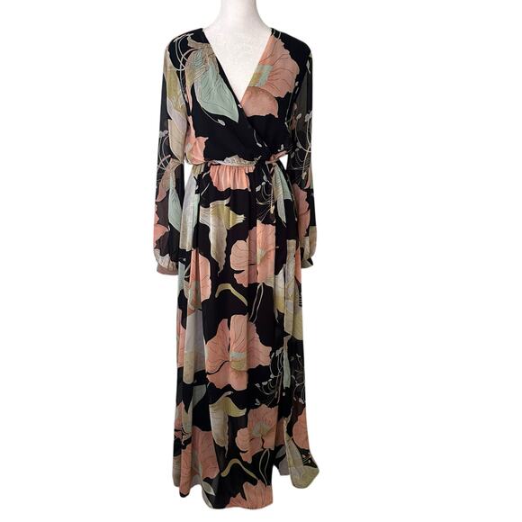 Lulu's Wondrous Water Lilies black floral long-sleeve maxi dress size S - Picture 1 of 7